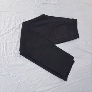 Dress pants in size S 
Best attire for work
Straight leg
No signs of wear